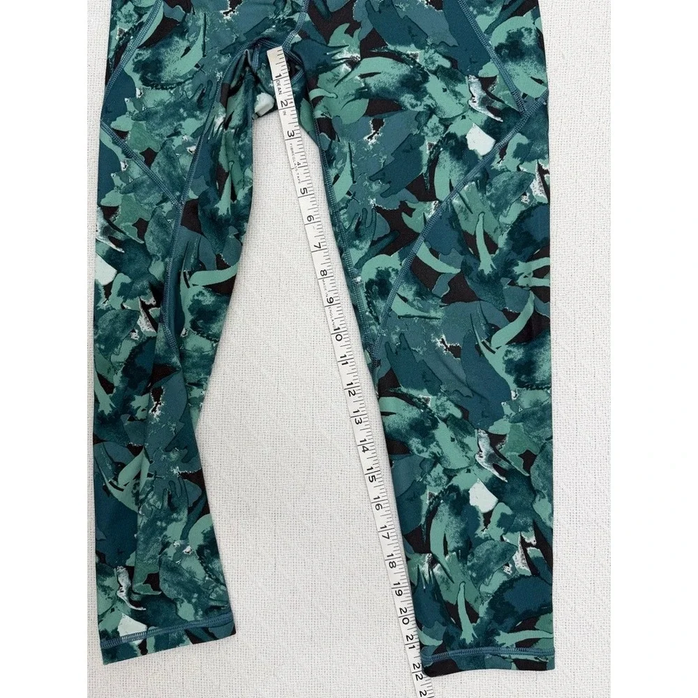 Patagonia Womens‎ Teal Abstract Print Sports Bra and Cropped Leggings Set Small